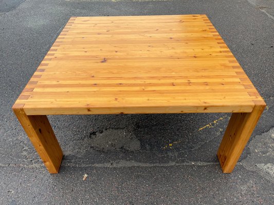 A Danish Mid-Century Modern Brutalist Coffee Table in Pine from the 1970´s, 1972-MXB-1446912