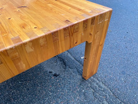 A Danish Mid-Century Modern Brutalist Coffee Table in Pine from the 1970´s, 1972-MXB-1446912