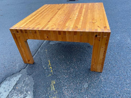 A Danish Mid-Century Modern Brutalist Coffee Table in Pine from the 1970´s, 1972-MXB-1446912