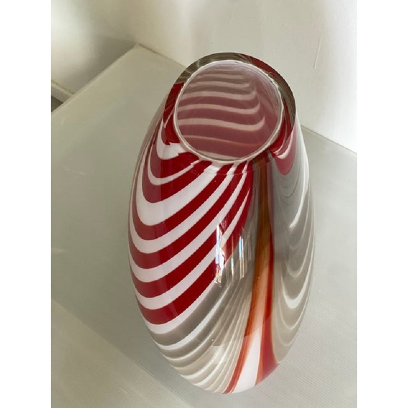 Abstarct Vase in Milky-White Murano Style Glass by Simoeng