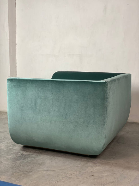 ABYSS Armchair in Mint and Ocean Blue Velvet from Kabinet