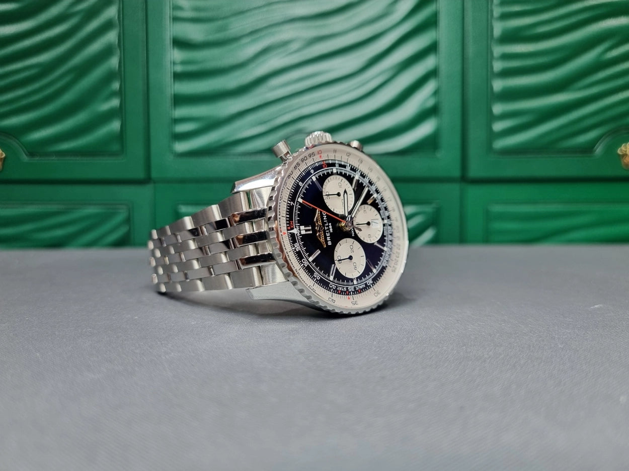 [빈티지/매장즉시발송] Breitling 네비타이머 크로노그래프 43 (스틸 | 블랙 다이얼 | 메탈 브레이슬릿)