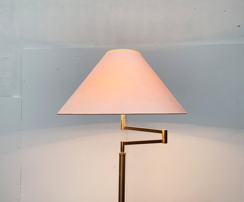 Adjustable Floor Lamp-UAH-973314