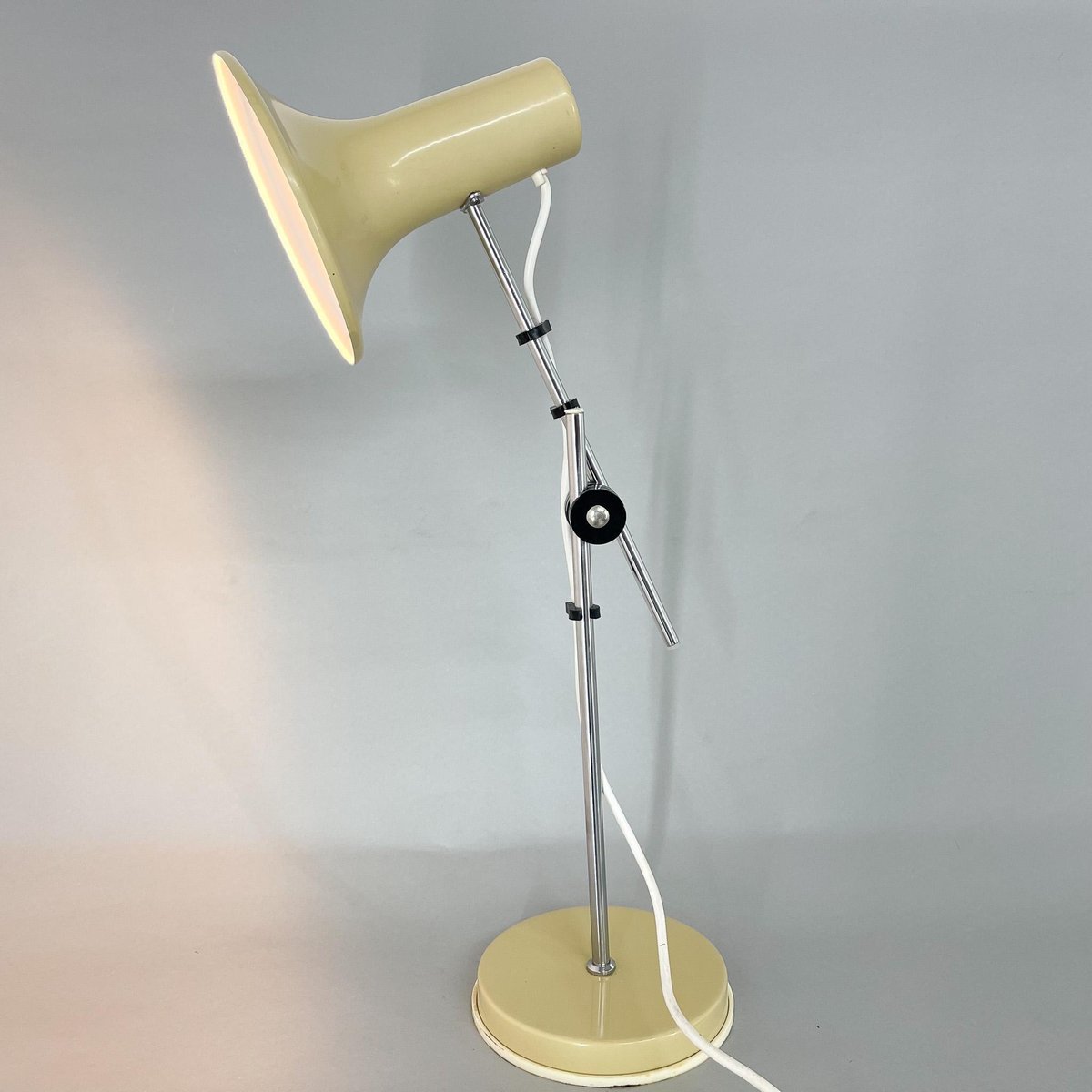 Adjustable Metal Table Lamp in Creamy Color, Hungary, 1970s