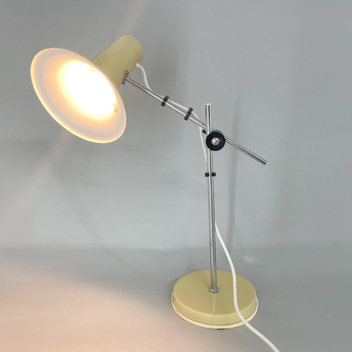 Adjustable Metal Table Lamp in Creamy Color, Hungary, 1970s