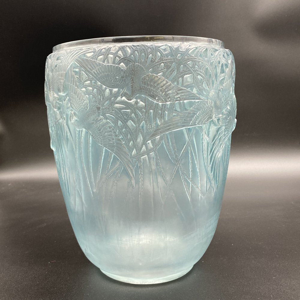 Agretty Vase by R.Lalique, 1926