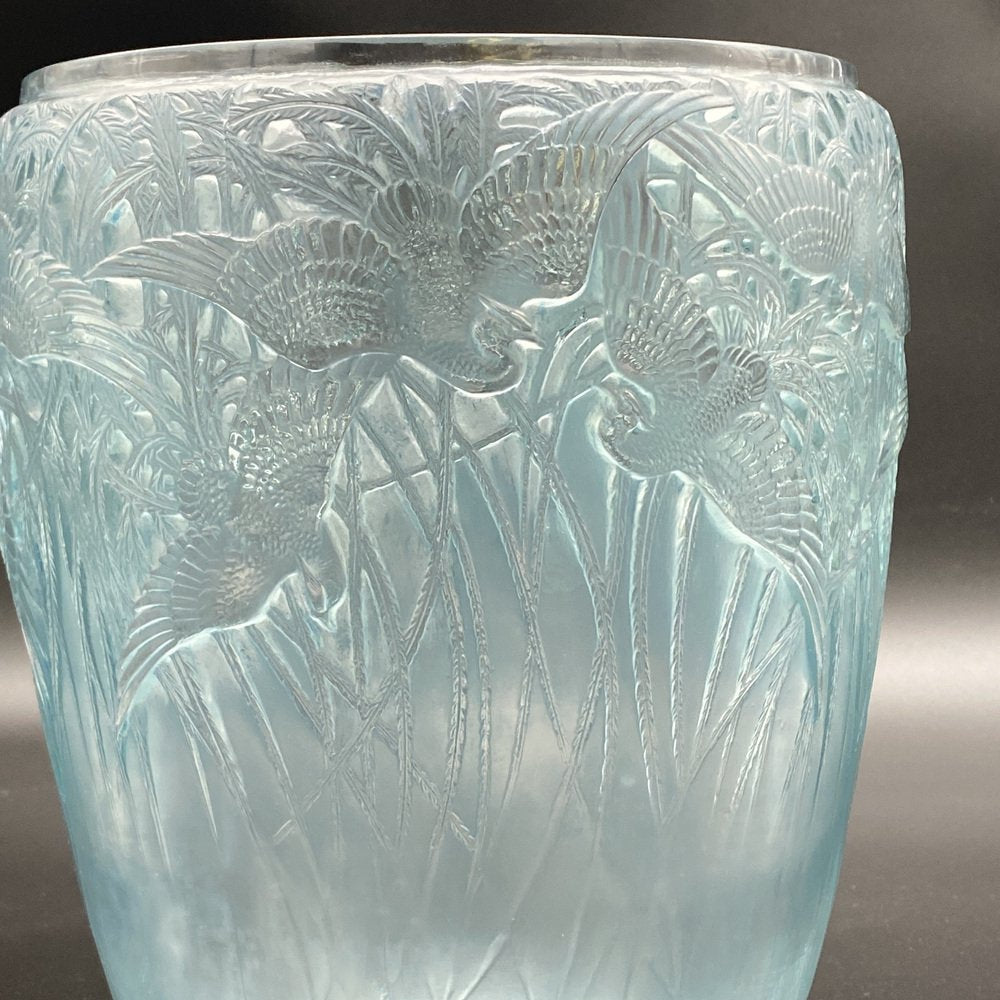 Agretty Vase by R.Lalique, 1926