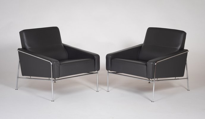 Airport Lounge Chairs by Arne Jacobsen for Fritz Hansen, 1960s, Set of 2-ZGQ-1378507