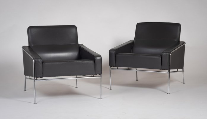 Airport Lounge Chairs by Arne Jacobsen for Fritz Hansen, 1960s, Set of 2-ZGQ-1378507