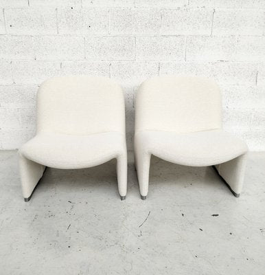 Alky Chairs in White Bouclè by Giancarlo Piretti for Anonima Castelli, 1970s, Set of 2-RNN-2000892