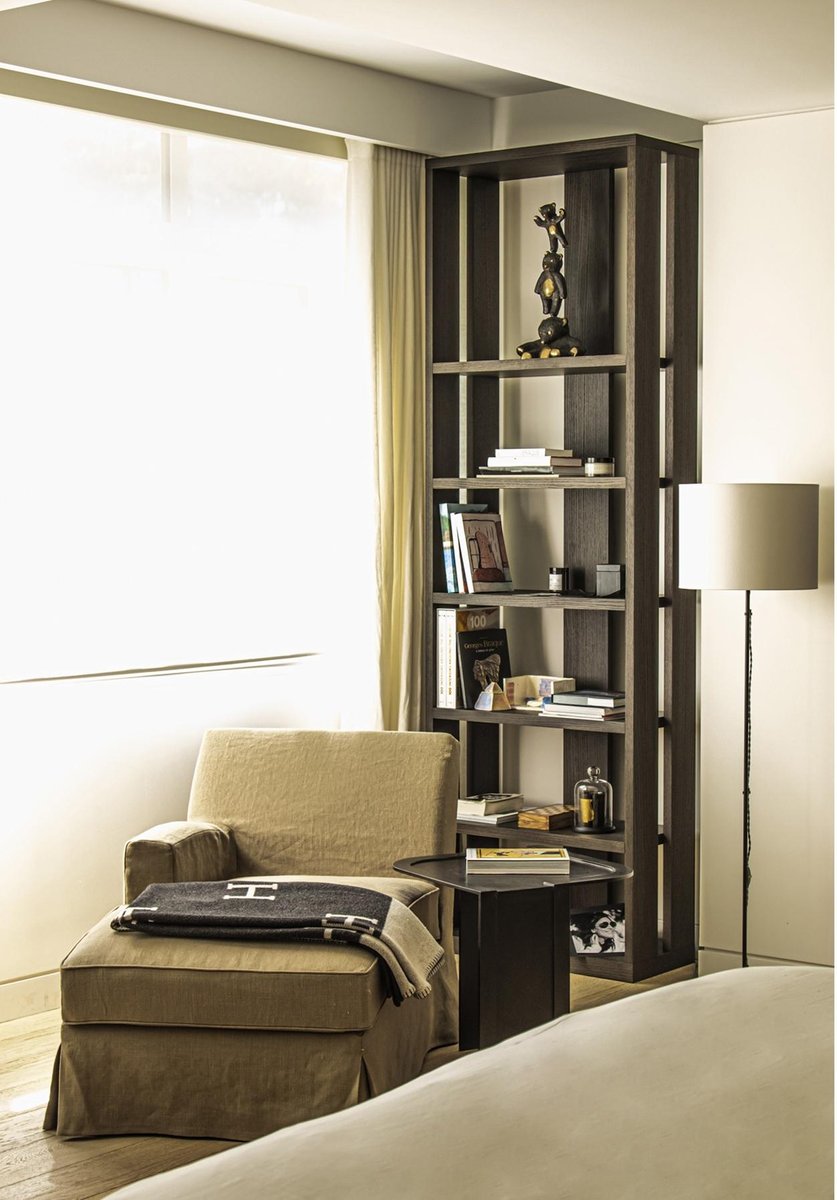 Alto Bookcase by LK Edition