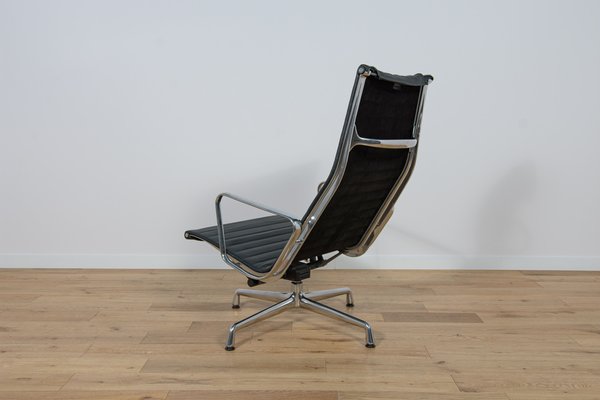 Alu Group Ea124 & Ea125 Lounge Chair & Ottoman by Charles & Ray Eames for Vitra, 1980s, Set of 2-NIT-1780044