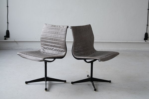 Aluminium Desk Chairs by Charles and Ray Eames, 1960s, Set of 2-LRD-1788330