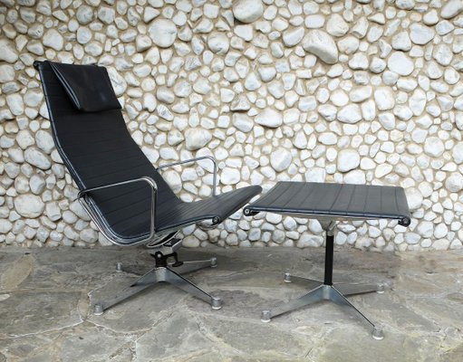 Aluminium EA 124 Lounge Chair & EA 125 Ottoman by Charles & Ray Eames for Herman Miller, 1960s, Set of 2-ZM-909645