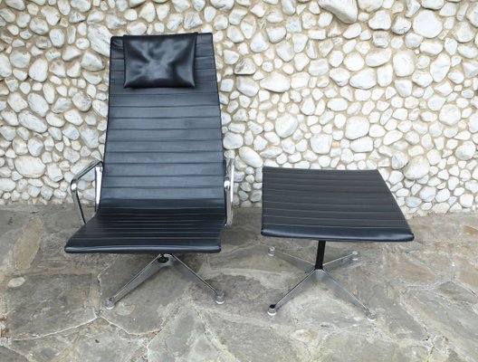 Aluminium EA 124 Lounge Chair & EA 125 Ottoman by Charles & Ray Eames for Herman Miller, 1960s, Set of 2-ZM-909645