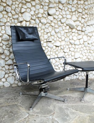 Aluminium EA 124 Lounge Chair & EA 125 Ottoman by Charles & Ray Eames for Herman Miller, 1960s, Set of 2-ZM-909645