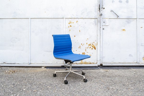 Aluminum EA 117 Chair by Charles & Ray Eames for Herman Miller, 1980s-VCV-1320761