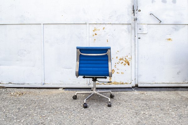 Aluminum EA 117 Chair by Charles & Ray Eames for Herman Miller, 1980s-VCV-1320761