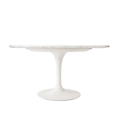 American Mini Tulip Table by Ero Saarinen and Edited by Knoll-UZ-1337235