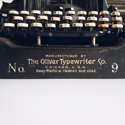 American No. 9 Qwerty Typewriter from Oliver of Chicago, 1904-1913-KND-897952