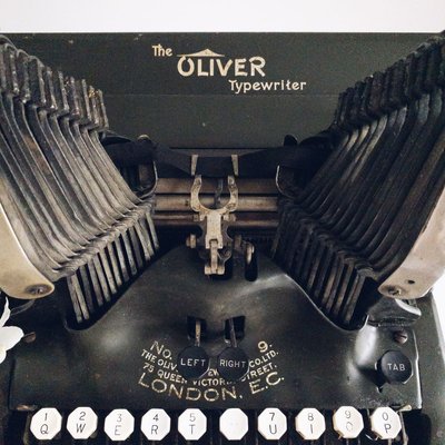 American No. 9 Qwerty Typewriter from Oliver of Chicago, 1904-1913-KND-897952