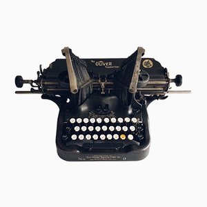 American No. 9 Qwerty Typewriter from Oliver of Chicago, 1904-1913-KND-897952