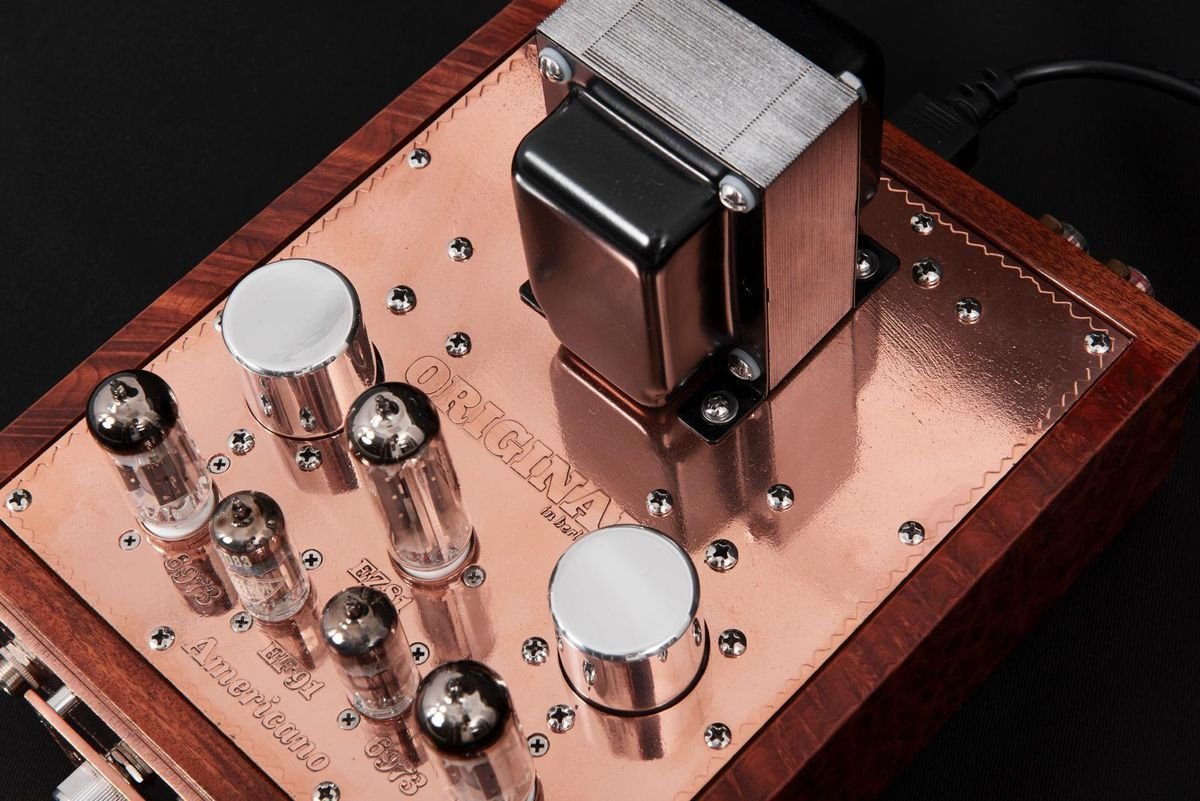 Americano Single-Ended Stereo Amp by Toolshed Amps for Original in Berlin