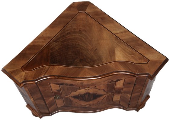 Ancient Baroque Showcase in Walnut, 1730-DXD-1750455