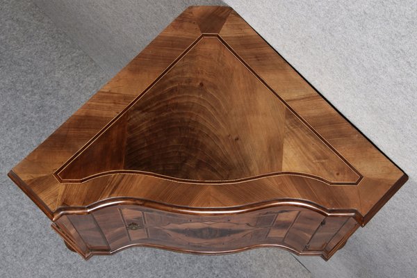 Ancient Baroque Showcase in Walnut, 1730-DXD-1750455