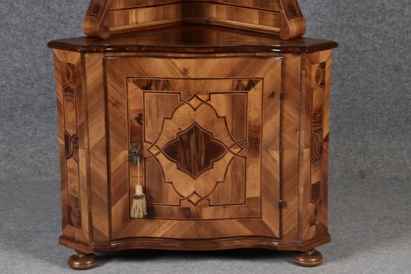 Ancient Baroque Showcase in Walnut, 1730-DXD-1750455