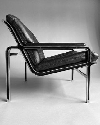 Andre Vanden Beuck Aluline Lounge Chair in Black Leather-IEI-985554