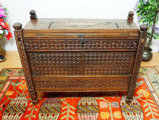 Antique 19th Century Cedar Wood Treasure Dowry Chest, Afghanistan, 1890s-UZN-1389274