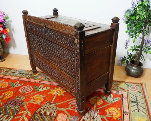 Antique 19th Century Cedar Wood Treasure Dowry Chest, Afghanistan, 1890s-UZN-1389274