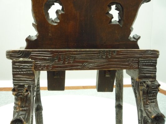 Antique and Hand Carved Oak Chair, 1900s-UG-1156333