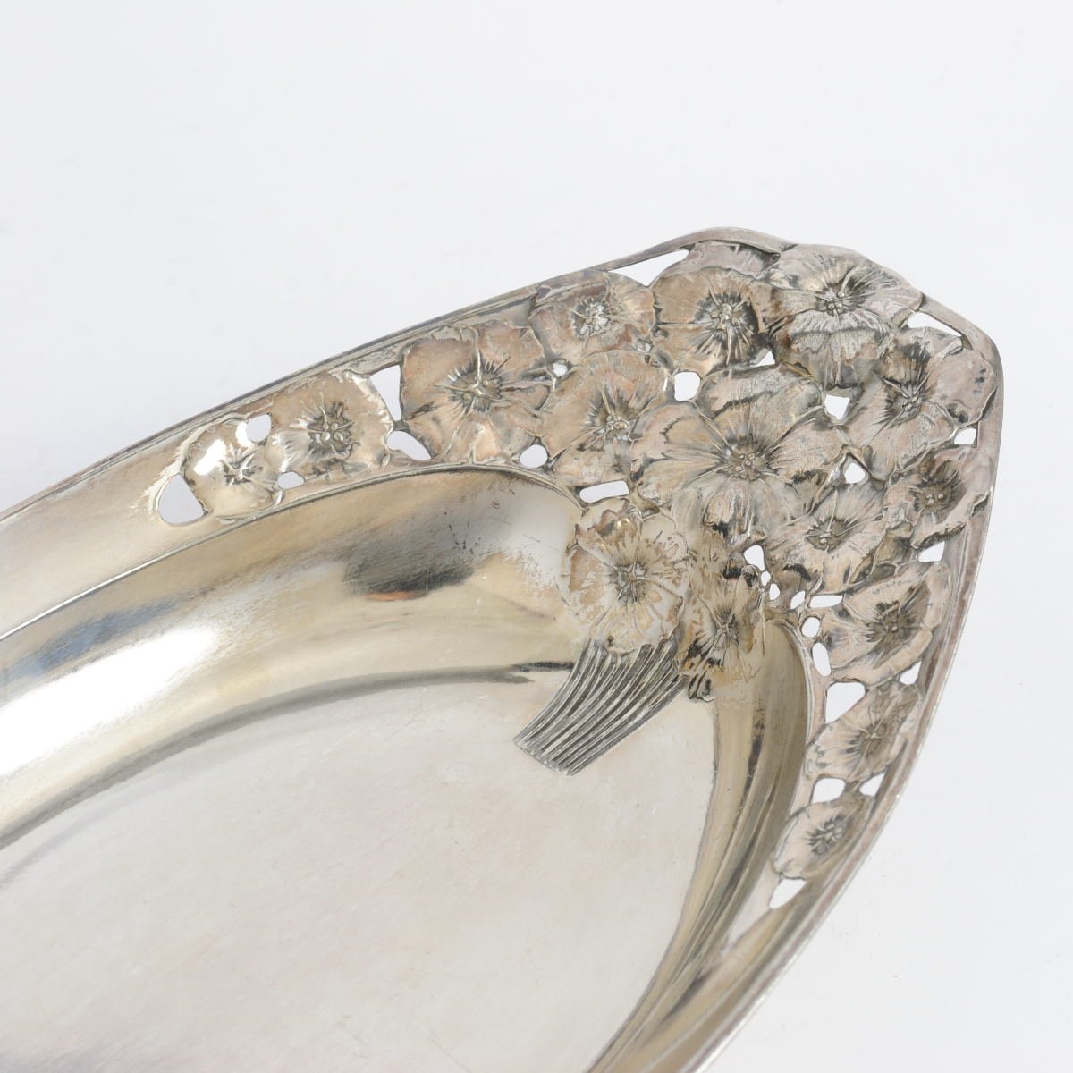 Antique Art Nouveau Pewter Bread Bowl from Kayser, 1900s