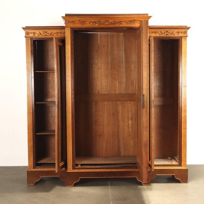 Antique Art Nouveau Wardrobe in Maple-VMM-2023902