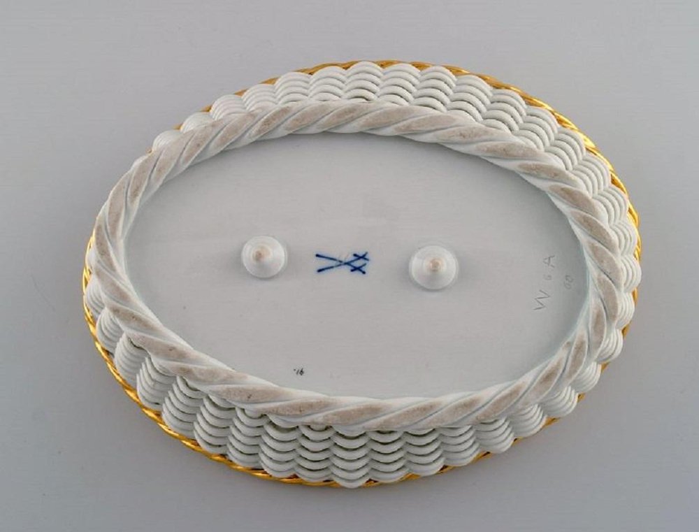 Antique Braided Basket with Handles in Porcelain from Meissen