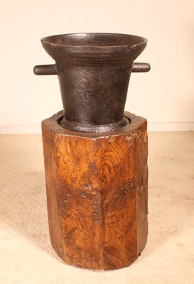 Antique Cast Iron Mortar with Original Log, 1600s-HPU-752868