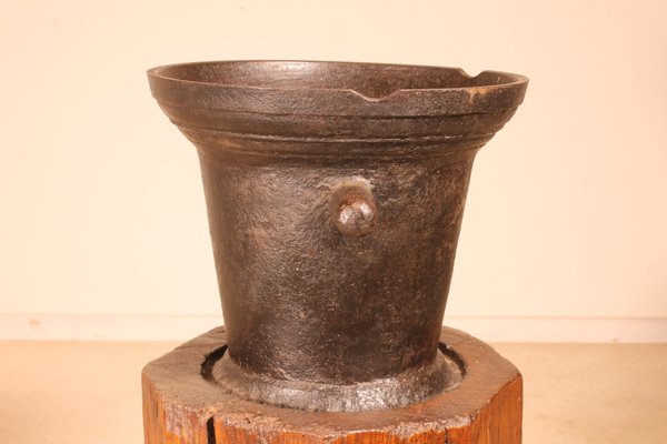 Antique Cast Iron Mortar with Original Log, 1600s-HPU-752868