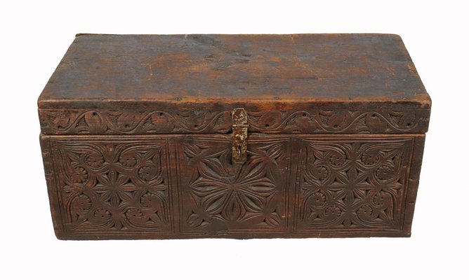 Antique Cedar Wood Treasure Dowry Chest Box, Nuristan, Afghanistan, 1920s-UZN-1404921