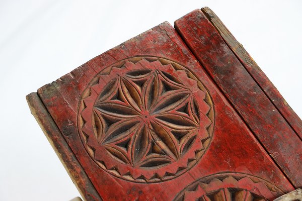 Antique Cedar Wood Treasure Dowry Chest Box, Nuristan, Afghanistan, 1920s-UZN-1404922