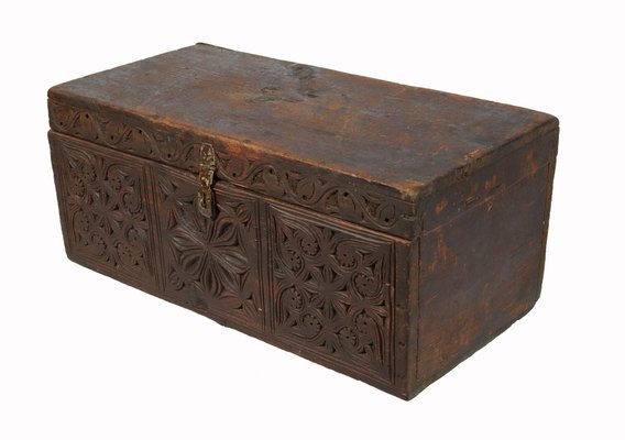 Antique Cedar Wood Treasure Dowry Chest Box, Nuristan, Afghanistan, 1920s-UZN-1404921