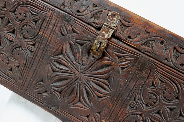 Antique Cedar Wood Treasure Dowry Chest Box, Nuristan, Afghanistan, 1920s-UZN-1404921