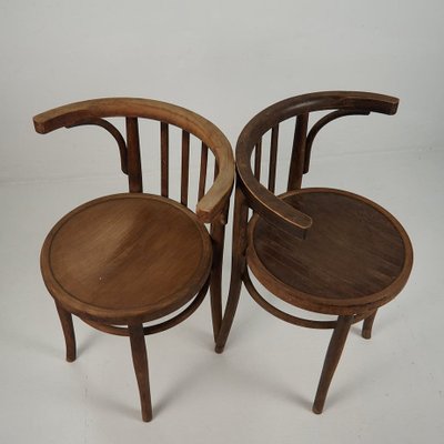 Antique Chairs with Armrests from Thonet, 1900s, Set of 4-ZNJ-2022519