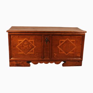 Antique Chest in Walnut, 1624-HPU-1771008