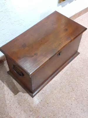 Antique Chest in Walnut-AKA-1793052