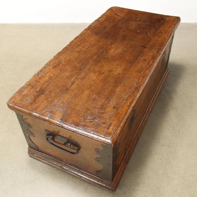 Antique Chest in Walnut and Wrought Iron-VMM-2023938