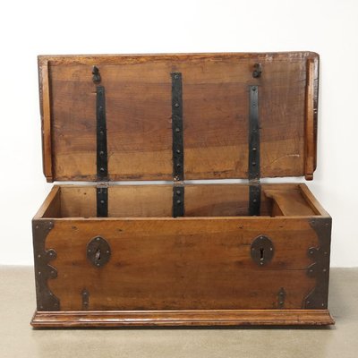 Antique Chest in Walnut and Wrought Iron-VMM-2023938