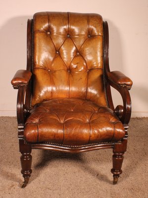 Antique Chesterfield Lounge Chair-HPU-2033698