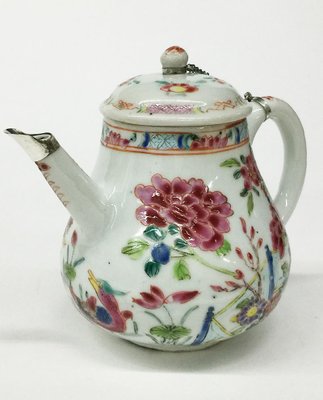 Antique Chinese Famille Rose Teapot With Cover-UCH-1224797